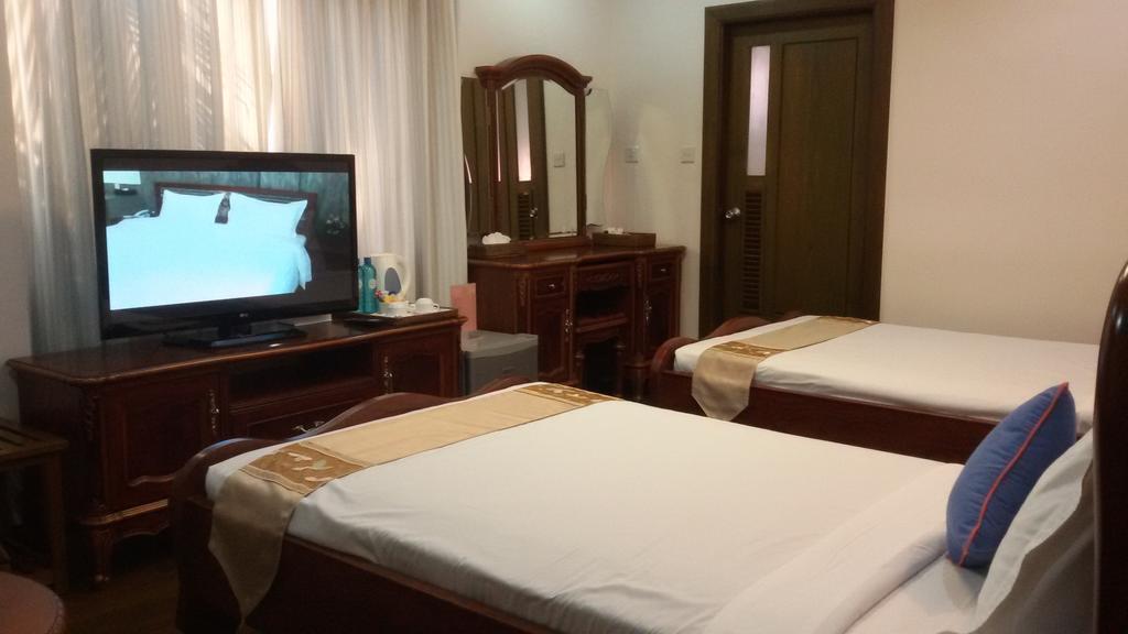 Palm Spring Resort Yangon Chambre photo