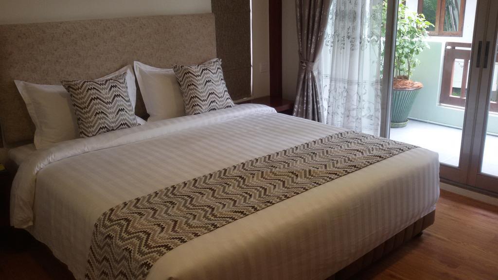 Palm Spring Resort Yangon Extérieur photo